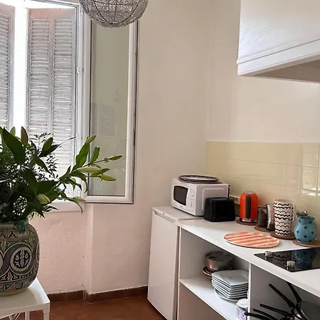 Plein Centre De Apartment